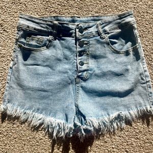 Women’s high rise jean shorts